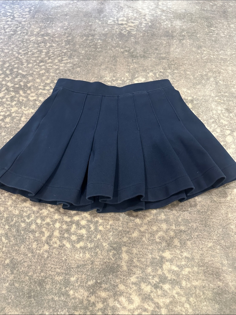 Old navy kids Navy Pleated Mini Skirt size 6-7 S
